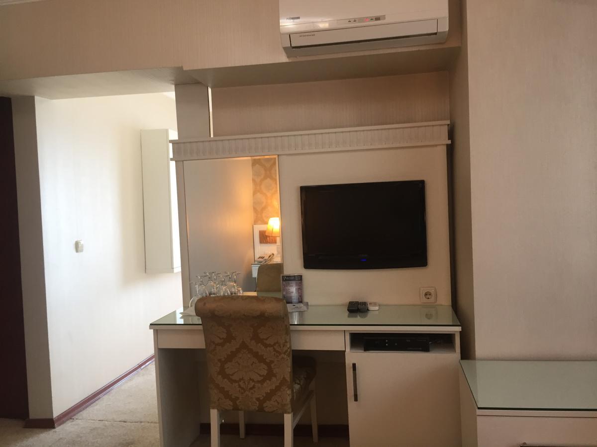 Pen Hotel Istanbul Exteriör bild
